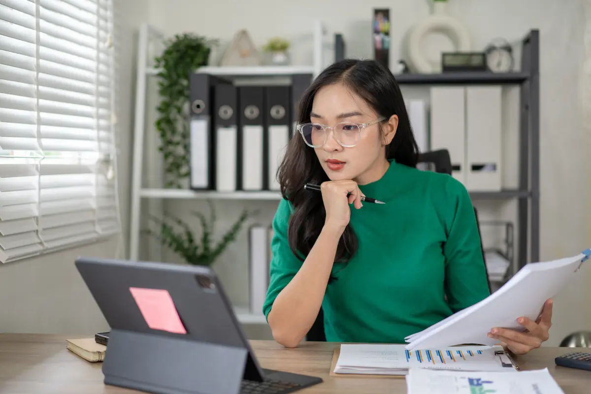 LLC vs sole proprietorship comparison showing business owner deciding between business structures